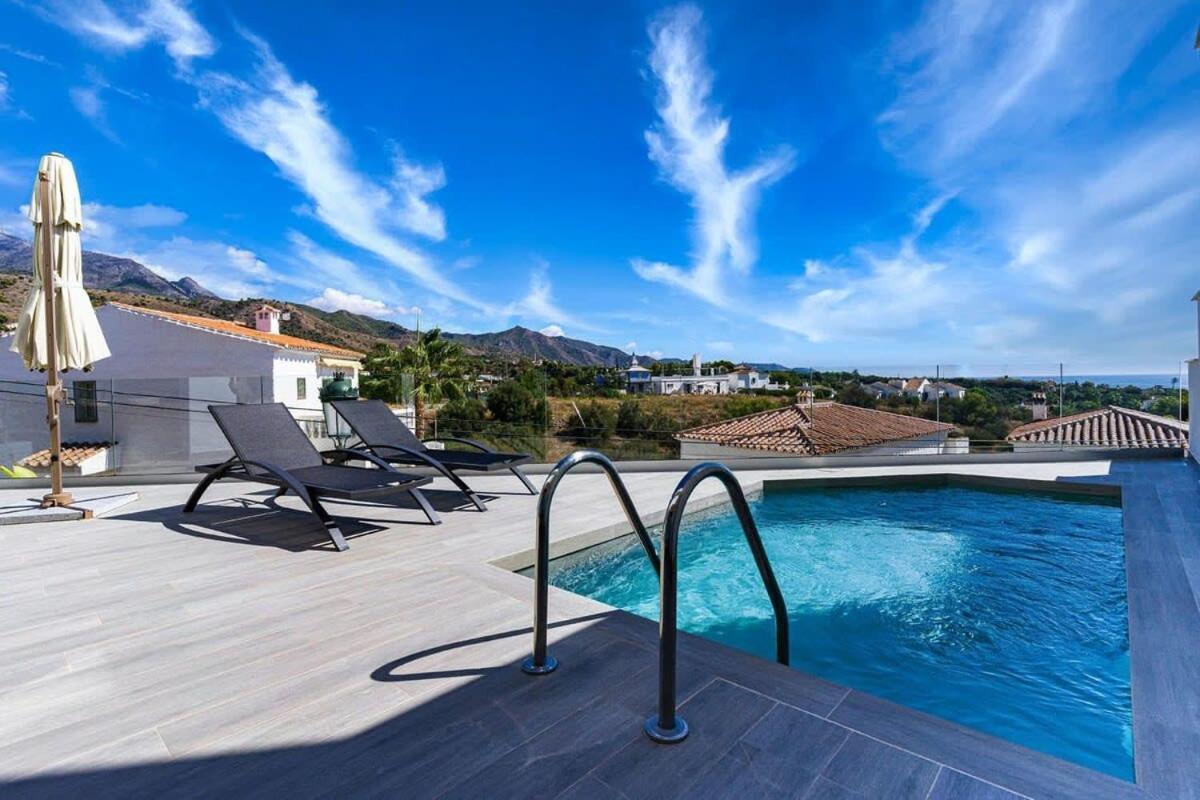 Royal Palm Apartment Nerja Luaran gambar