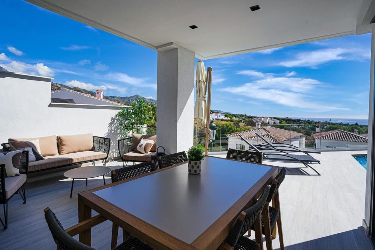 Royal Palm Apartment Nerja Luaran gambar